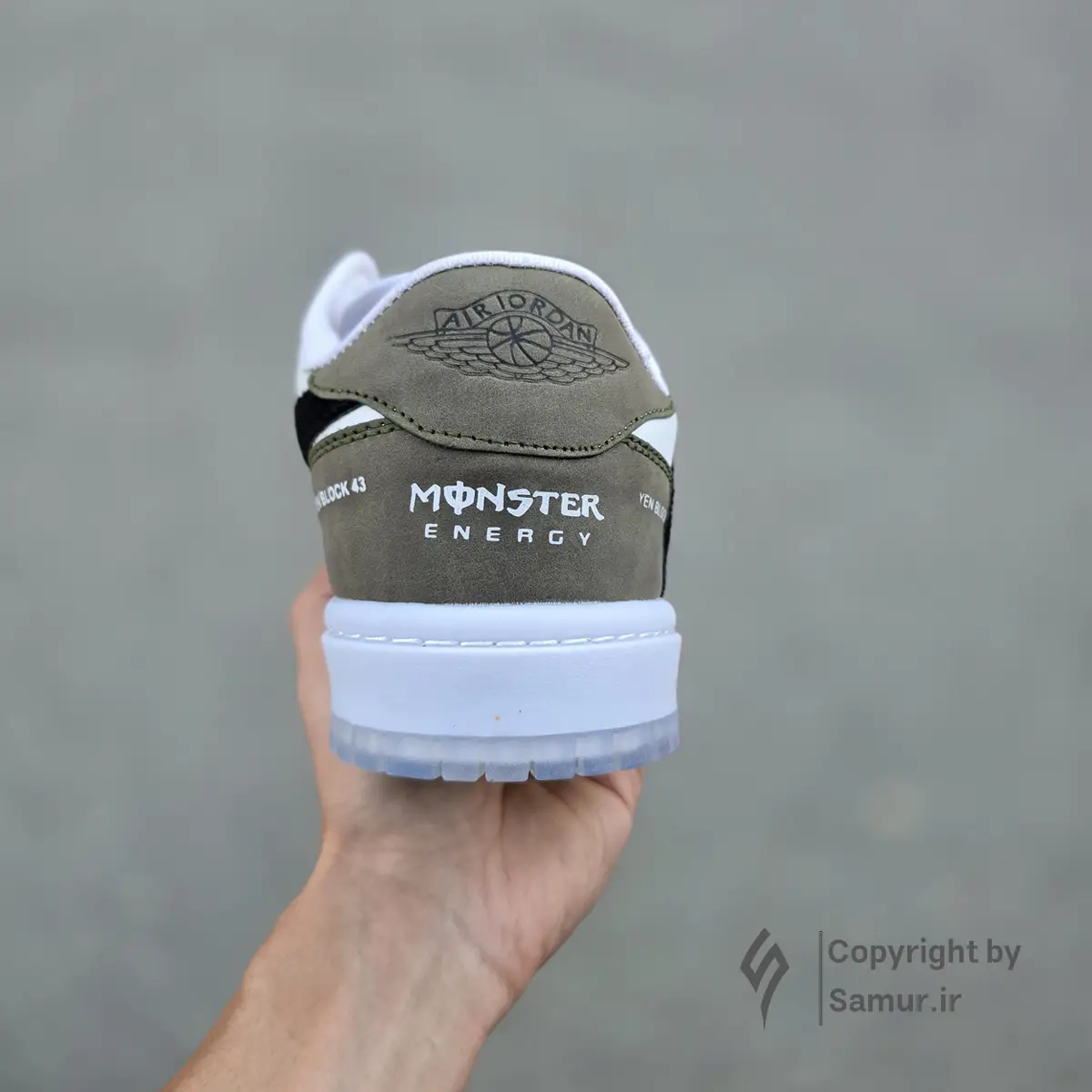 گالری تصاویر کتونی نایک ایر جردن 1 تراویس اسکات هونیگان سبز سفید